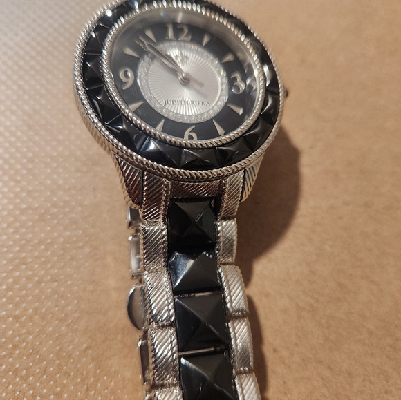 Judith Ripka Wach ** - Picture 3 of 6